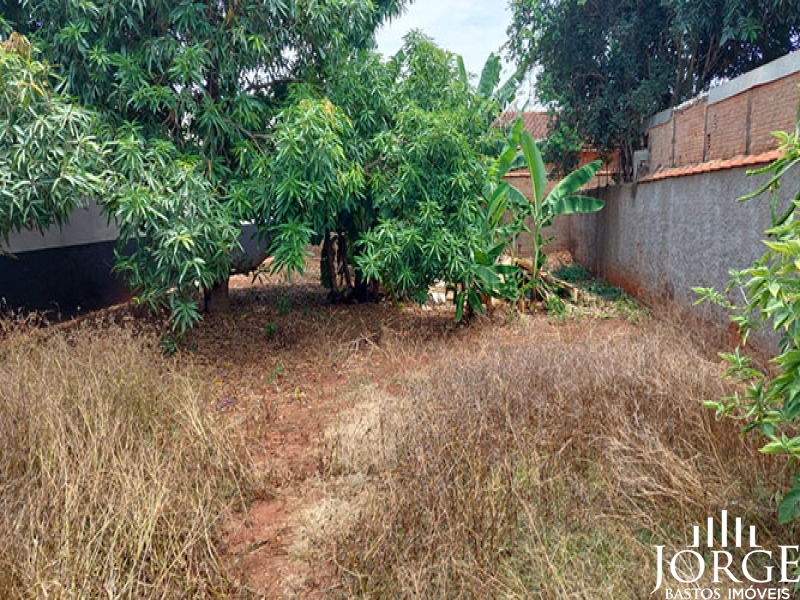 Terreno na Vila Bortone