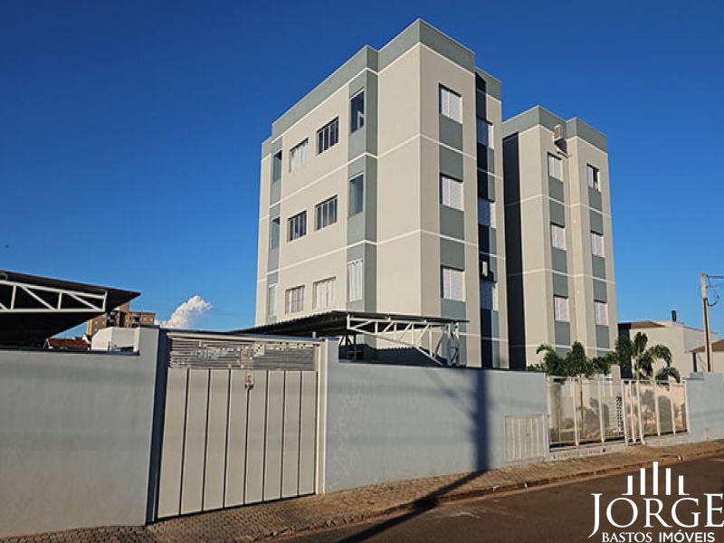 APARTAMENTO Nº. 33, no EDIFÍCIO RESIDENCIAL PALMARES