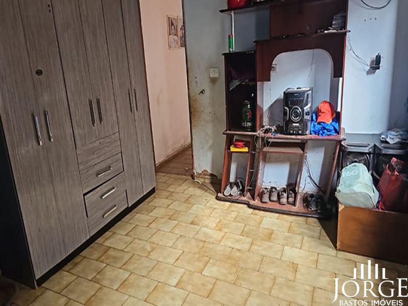 CASA NO JARDIM BRASIL