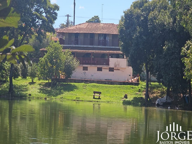 Maravilhosa Chácara em Porto Ferreira