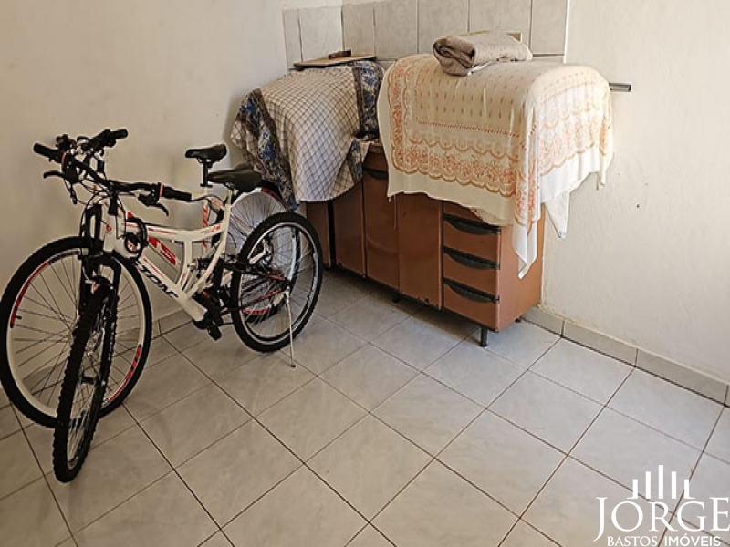 Casa com uma excelente localização no Jardim Centenário