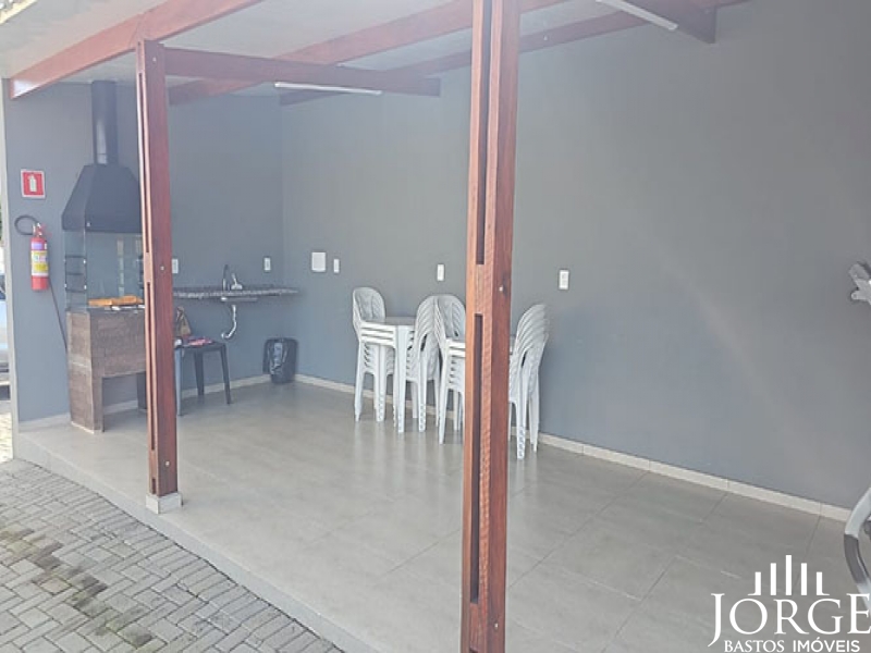 COBERTURAS NO CONDOMÍNIO RESIDENCIAL SANTA ROSA 